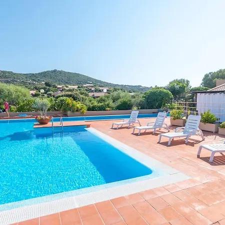 Villino D4 2 Giardini Bella Vista فيلة